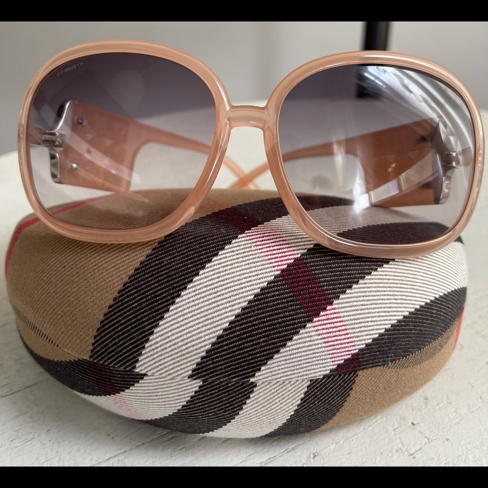 Burberry sunglasses